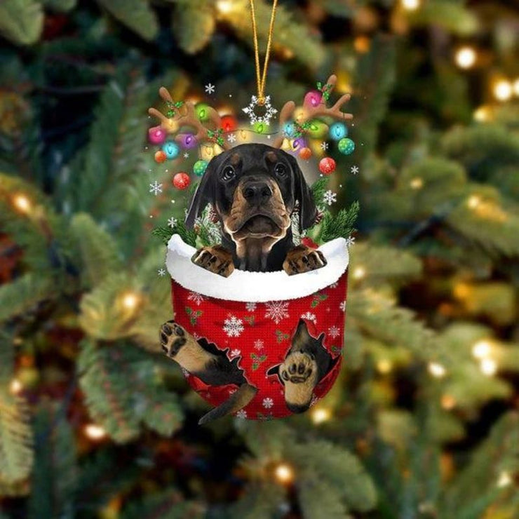 Dobermann In Snow Pocket Christmas Ornament SP238